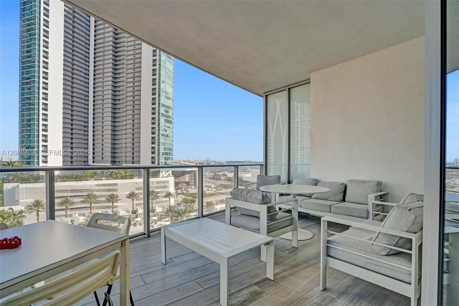 Paramount Miami Worldcenter · #1403 in Miami - Photo 6