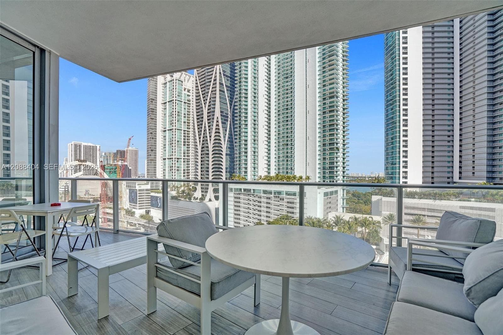 Paramount Miami Worldcenter · #1403 in Miami - Photo 7