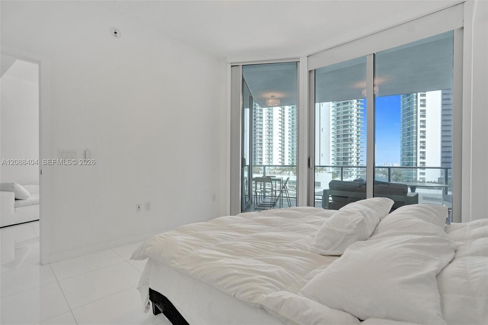 Paramount Miami Worldcenter · #1403 in Miami - Photo 15