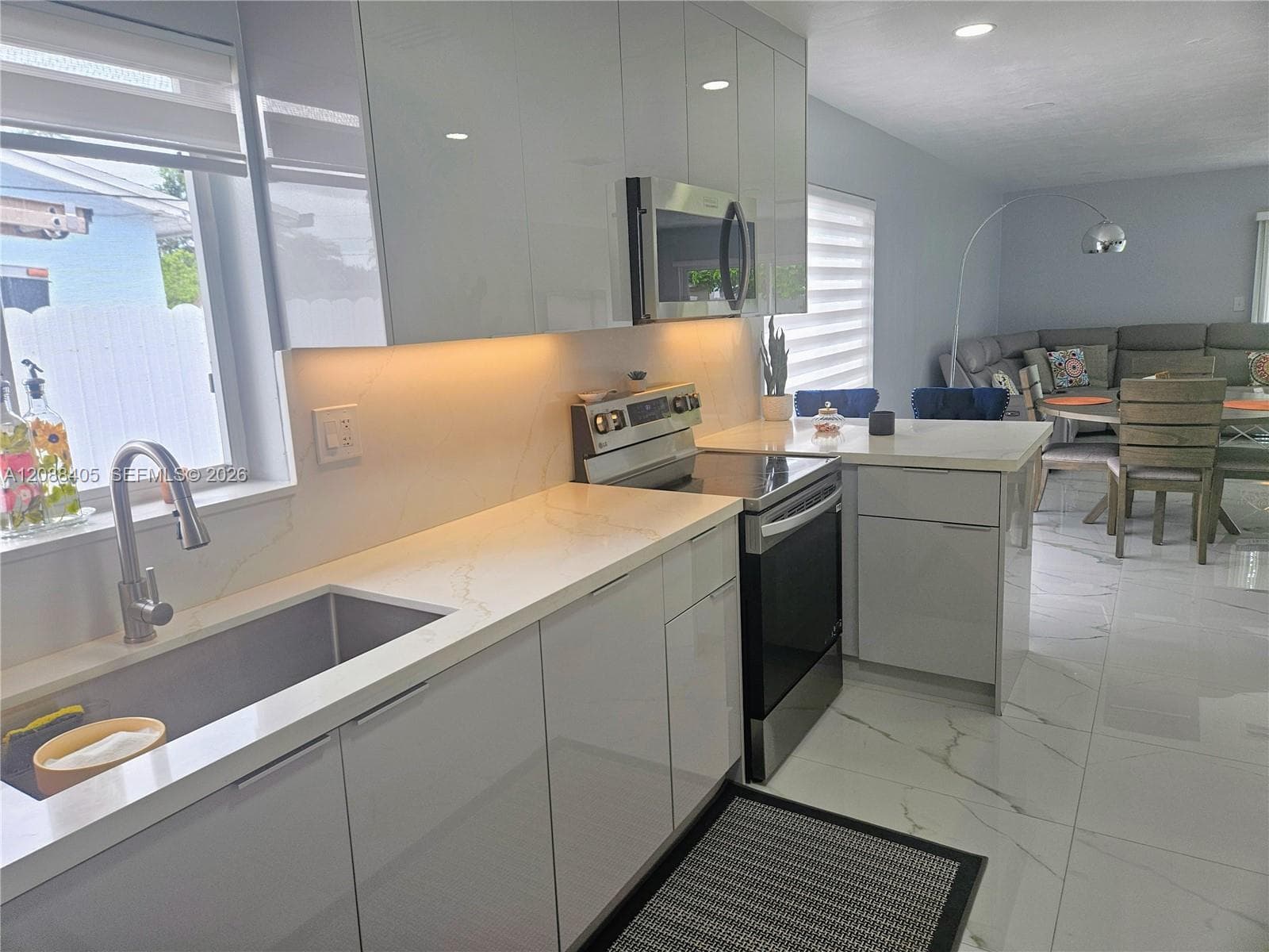 19115 Bel Aire Dr photo 13
