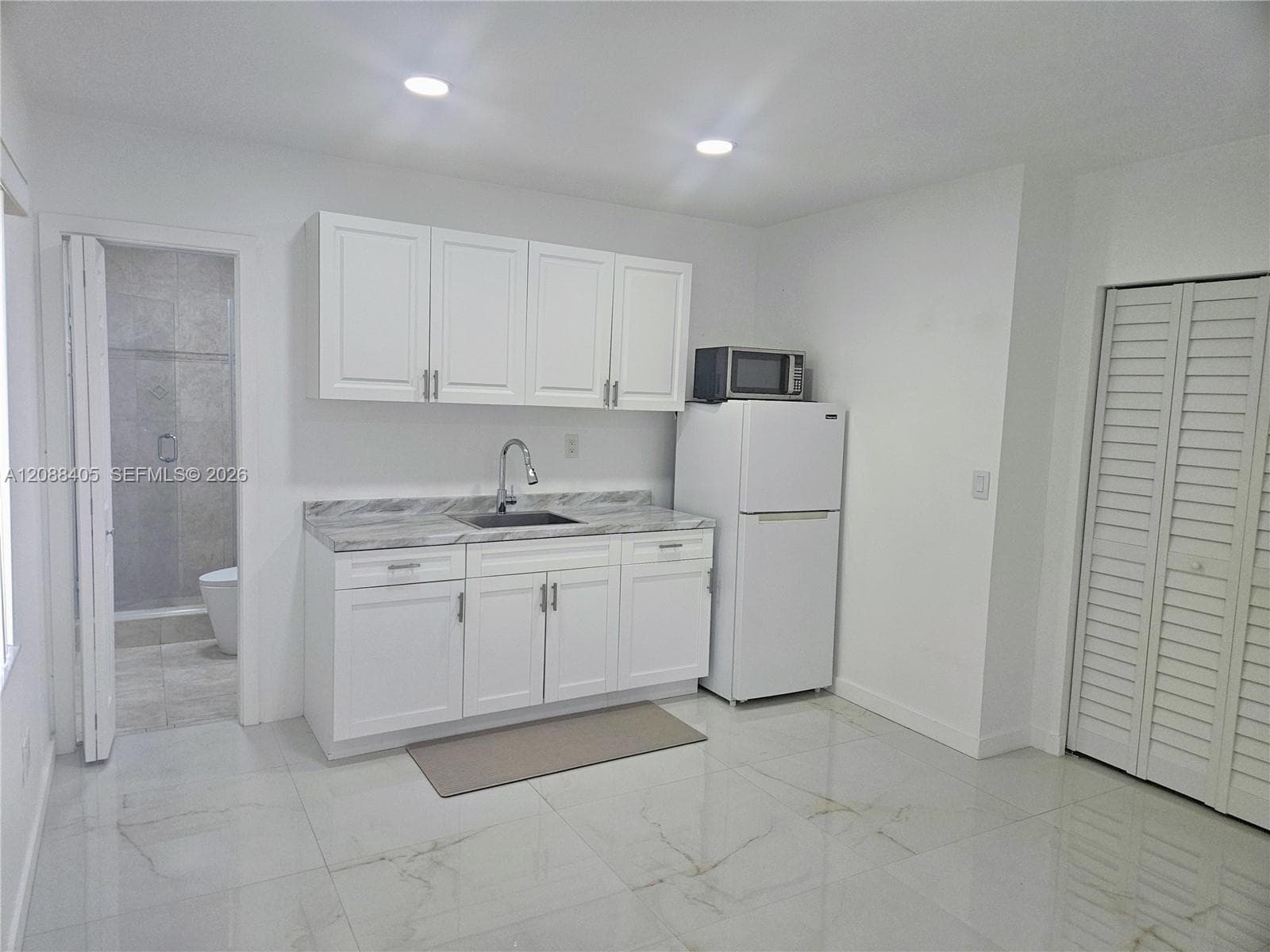 19115 Bel Aire Dr photo 33