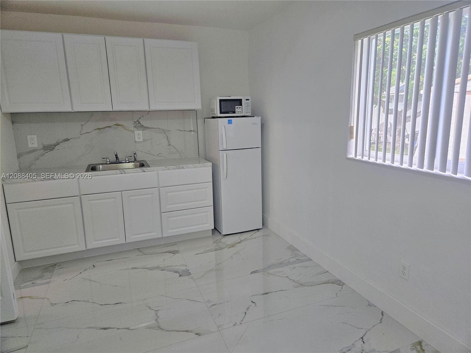 19115 Bel Aire Dr photo 37