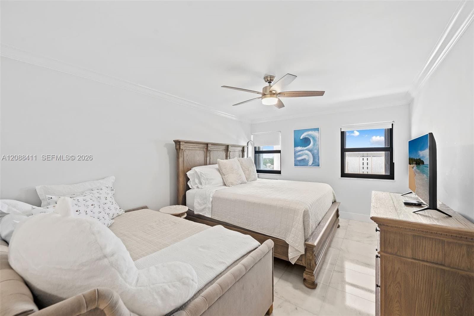 Summit Condo · #1008N in Hollywood - Photo 12