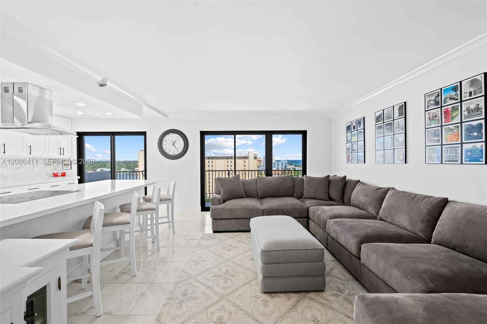 Summit Condo · #1008N in Hollywood - Photo 1