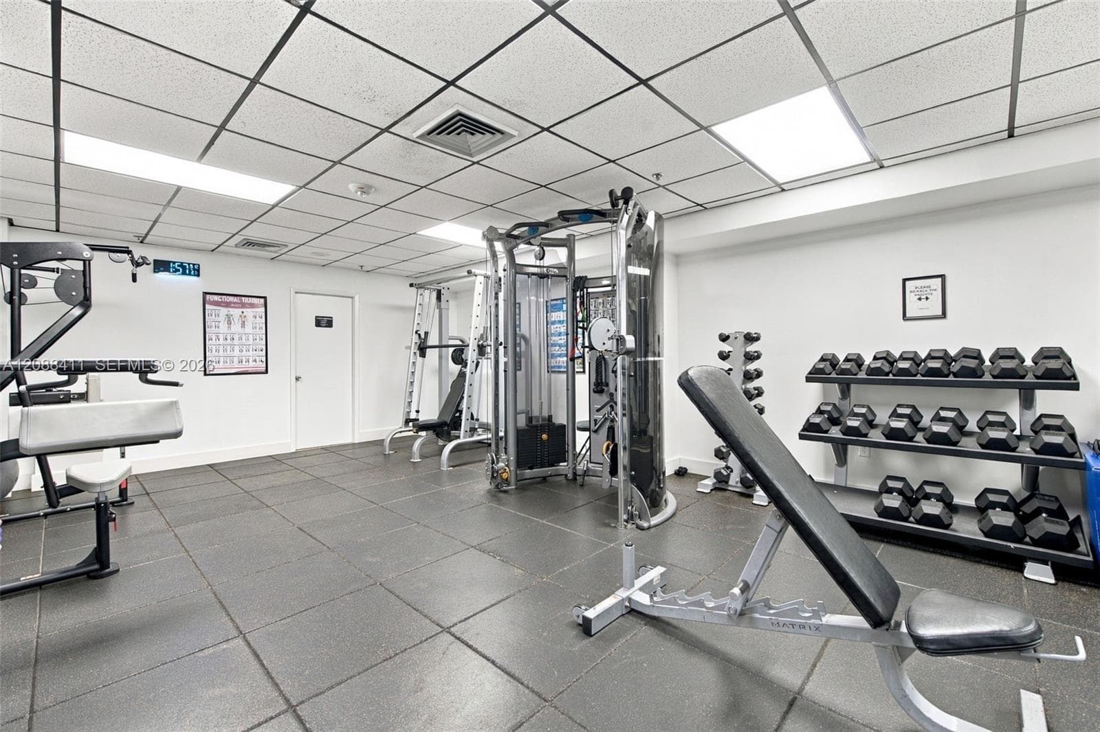Summit Condo · #1008N in Hollywood - Photo 39