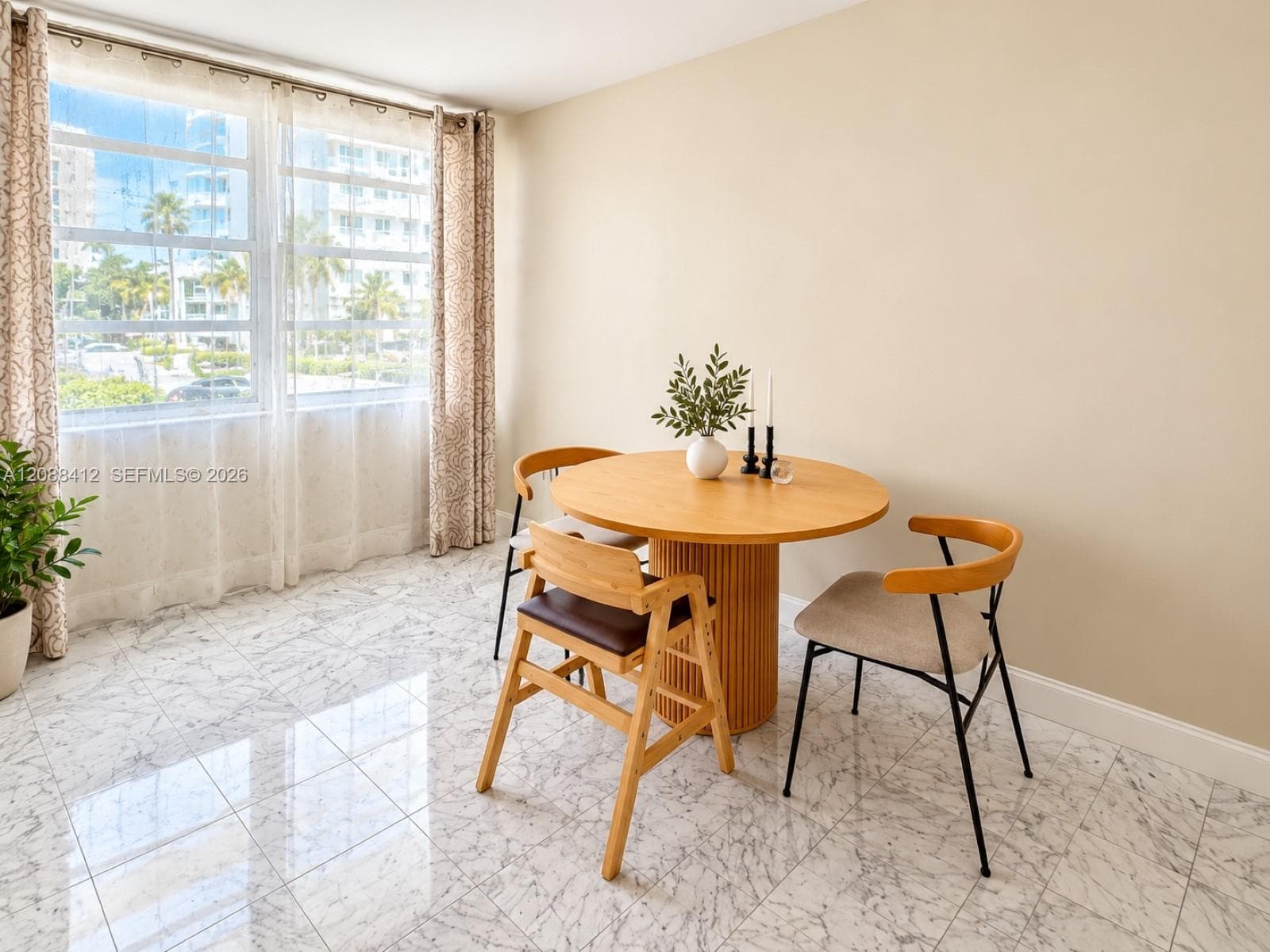 GOLDEN ISLE YACHT CLUB · #205 in Hallandale Beach - Photo 8