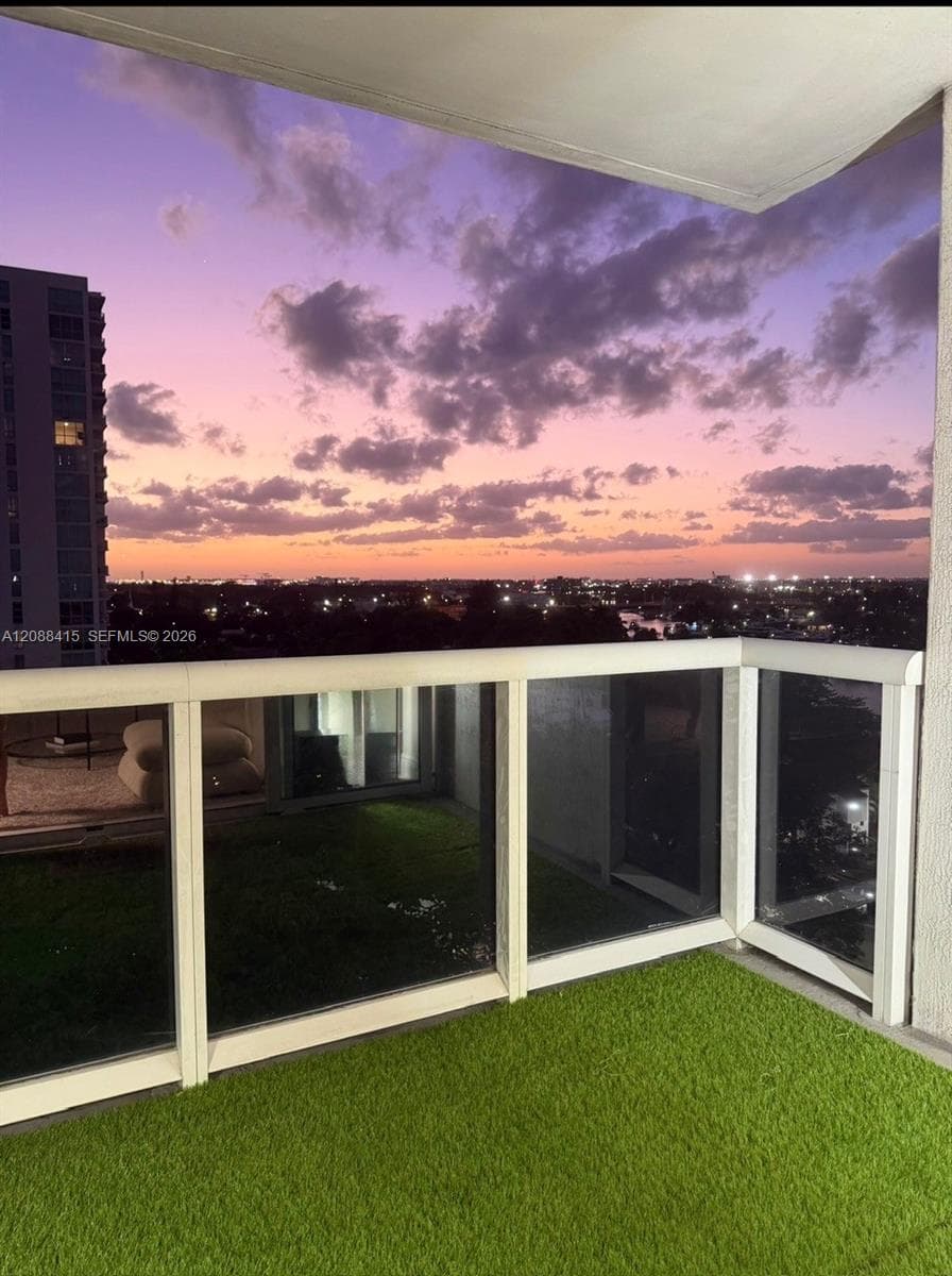 TERRAZAS RIVERPARK VILLAG · #1001 in Miami - Photo 2