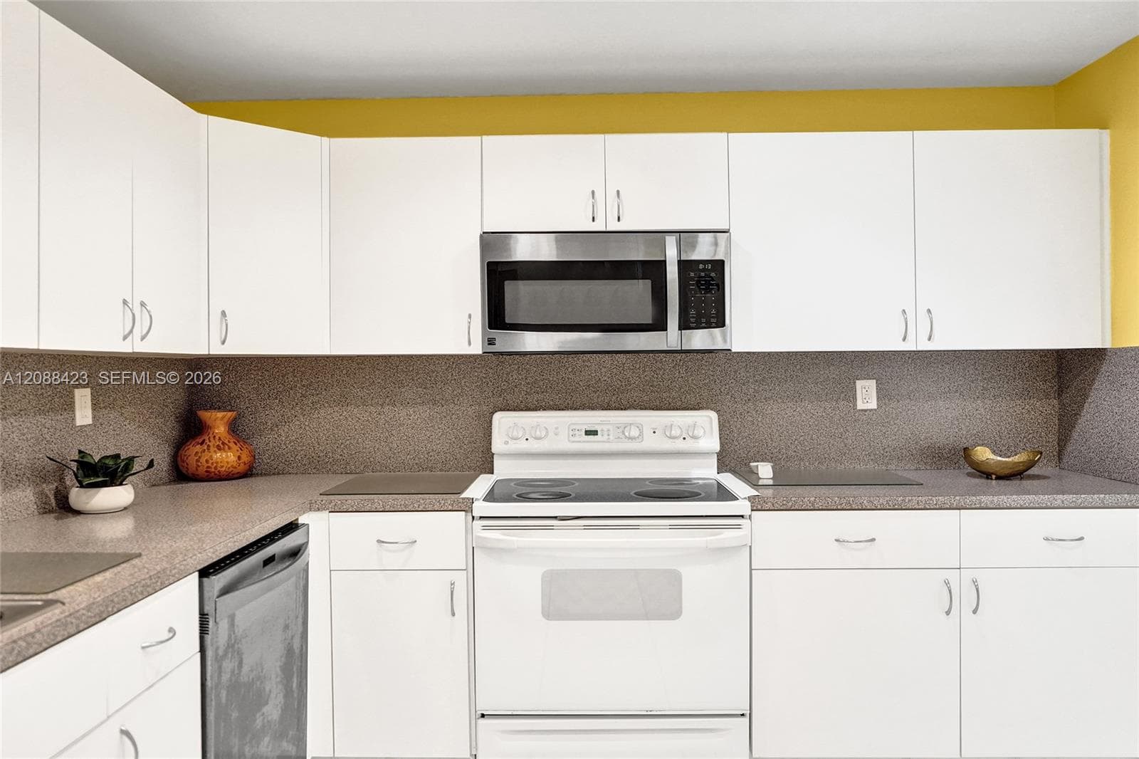 Allington Towers South · #1F in Hollywood - Photo 22