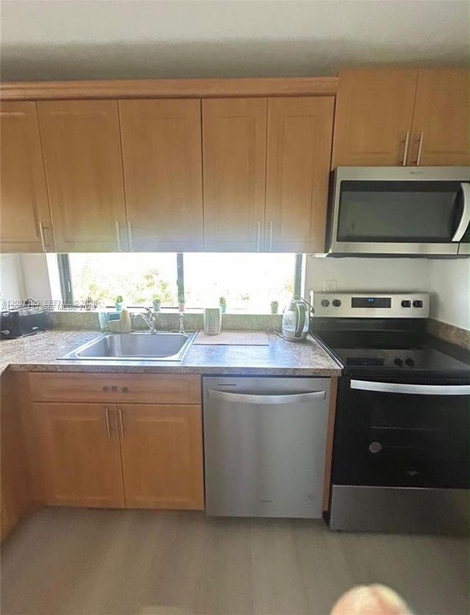 16909 N Bay Rd · #512 in Sunny Isles Beach - Photo 4