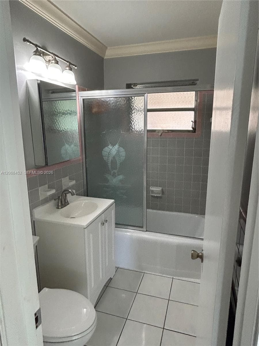 5372 W 4th Ln photo 21
