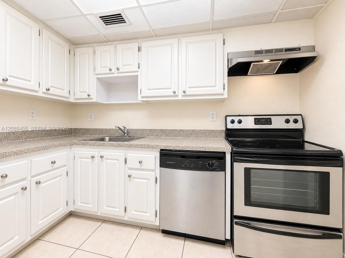 BAYVIEW PALMS CONDO · #119 in North Miami - Photo 3