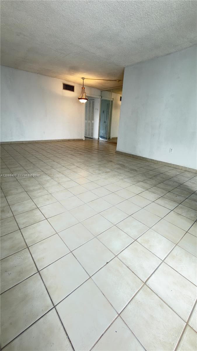 GOLDEN HOUSE CONDO · #604 in Miami Beach - Photo 6