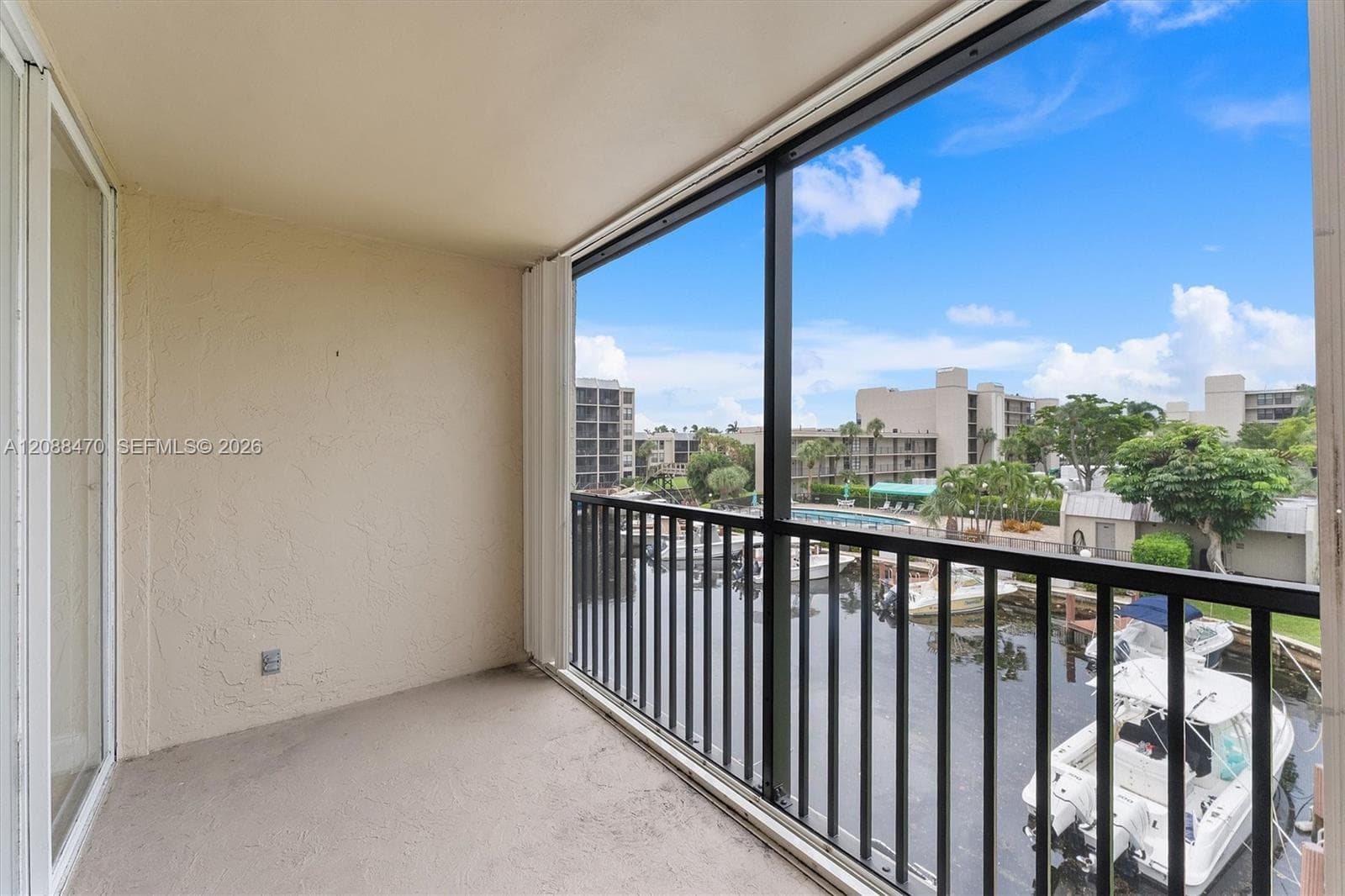 BOCA BAYOU CONDO · #308 in Boca Raton - Photo 2