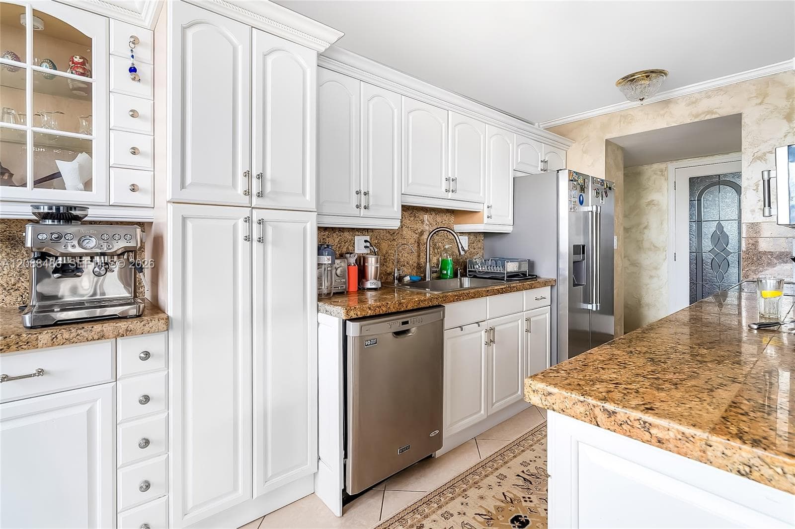 WINSTON TOWERS 100 CONDO · #1704 in Sunny Isles Beach - Photo 3