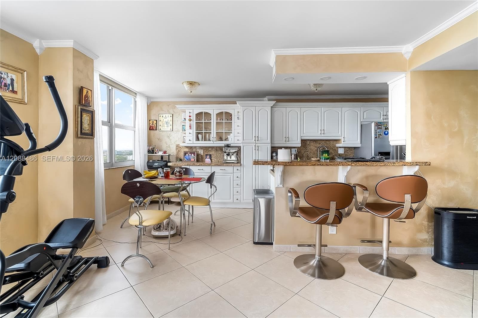 WINSTON TOWERS 100 CONDO · #1704 in Sunny Isles Beach - Photo 10