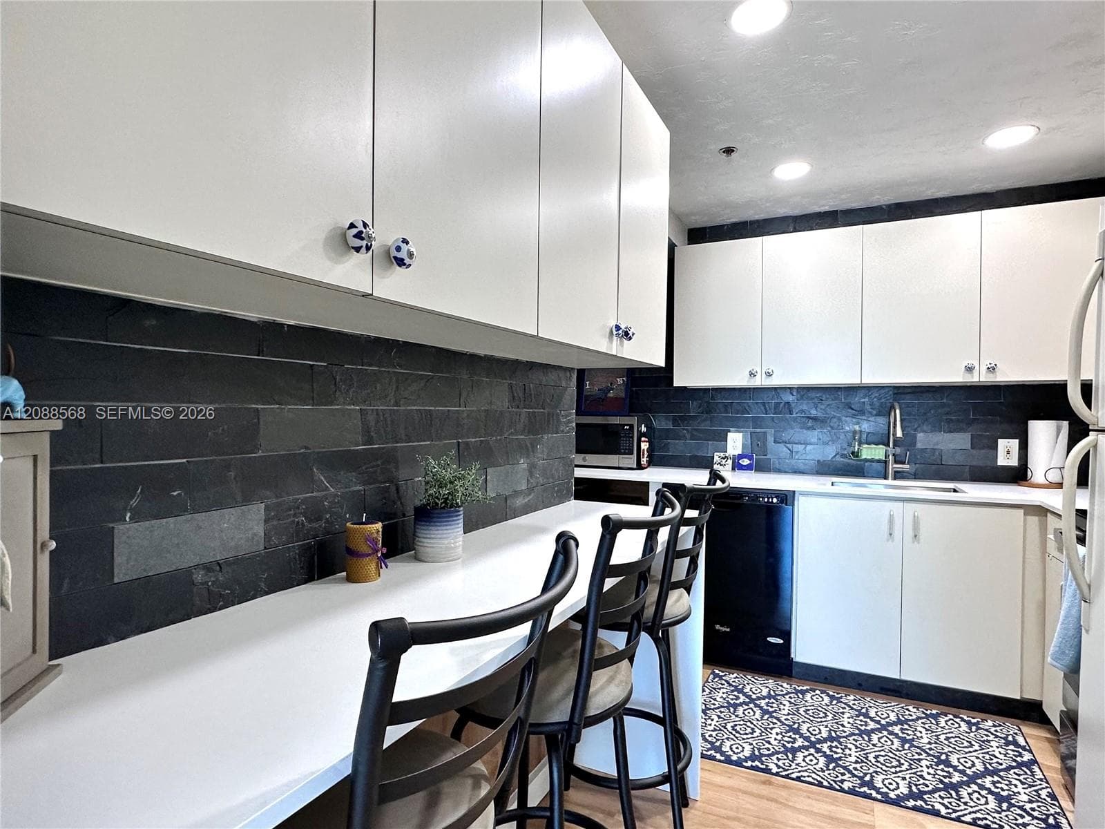 CLEARVIEW TOWERS CONDO · #901 in Miami Beach - Photo 8