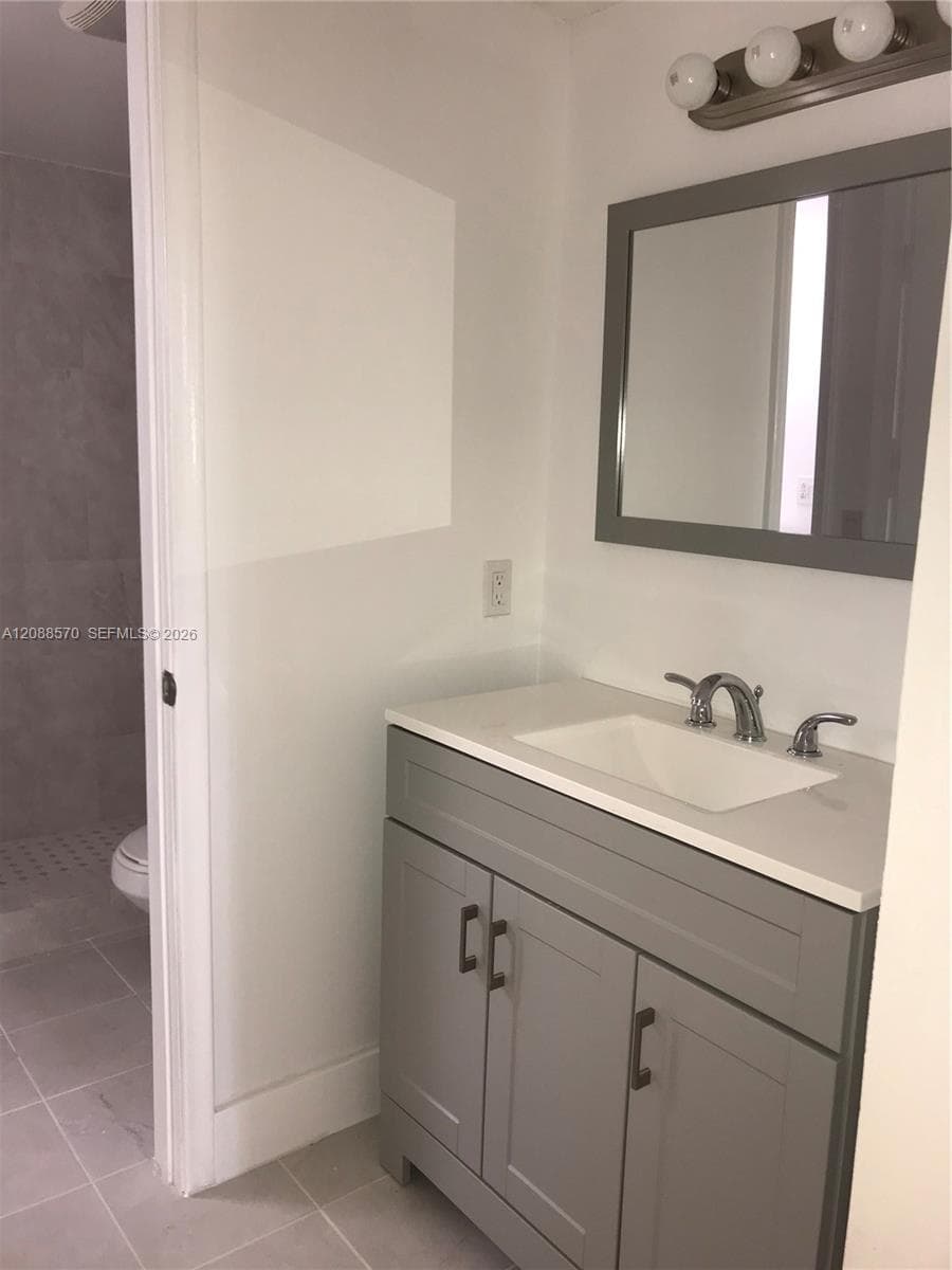 SOLEIL LAKE CONDO · #203 in Sweetwater - Photo 4