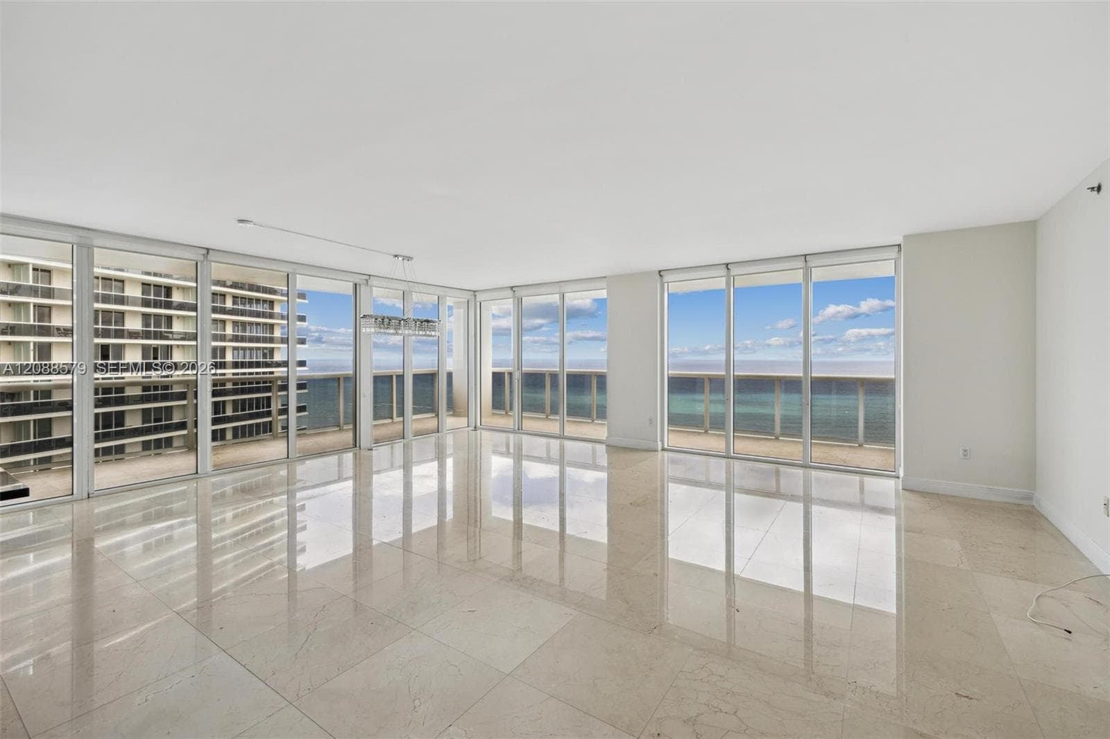 BEACH CLUB ONE · #3601 in Hallandale Beach - Photo 2