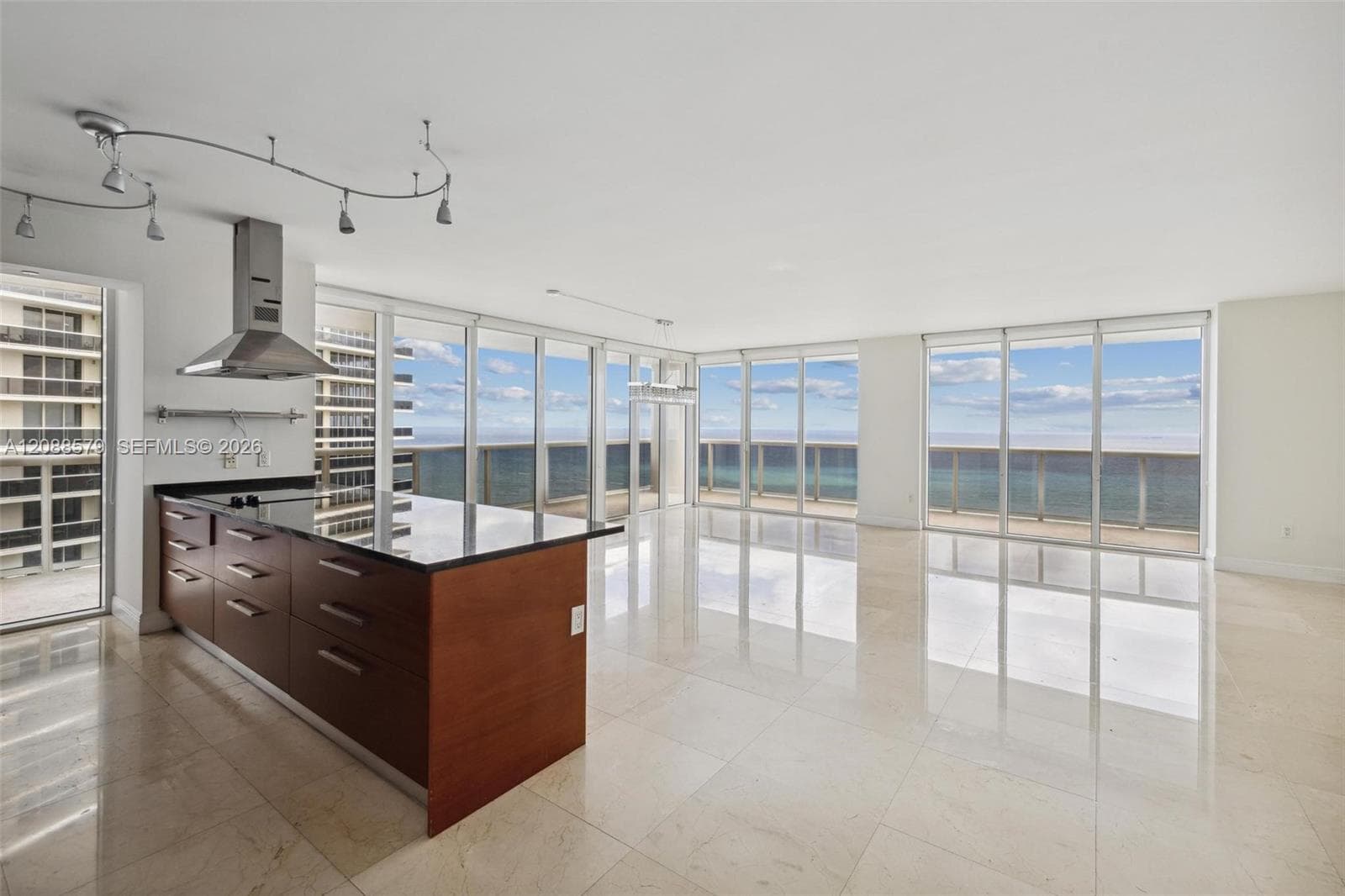 BEACH CLUB ONE · #3601 in Hallandale Beach - Photo 7
