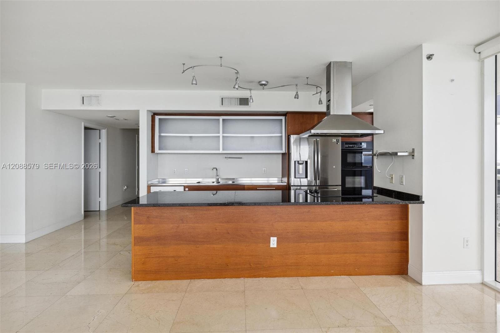 BEACH CLUB ONE · #3601 in Hallandale Beach - Photo 10
