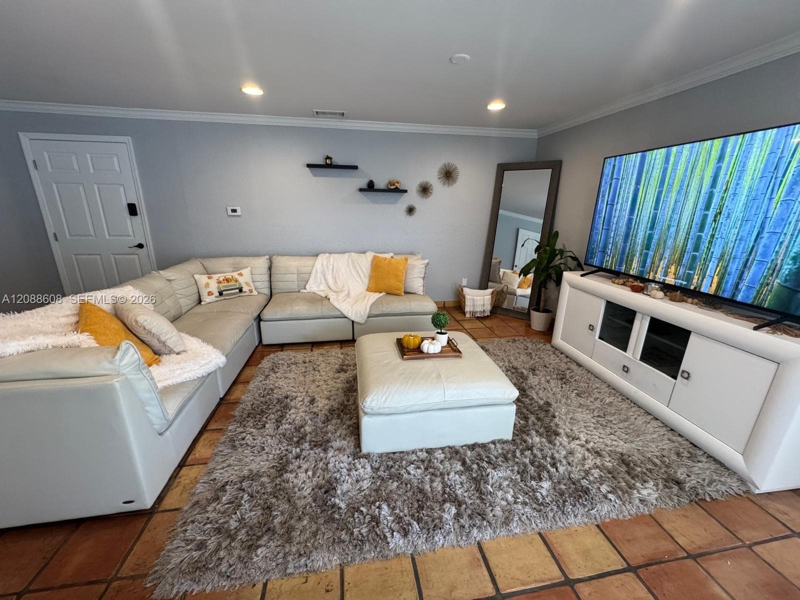 15115 SW 140th Pl photo 2