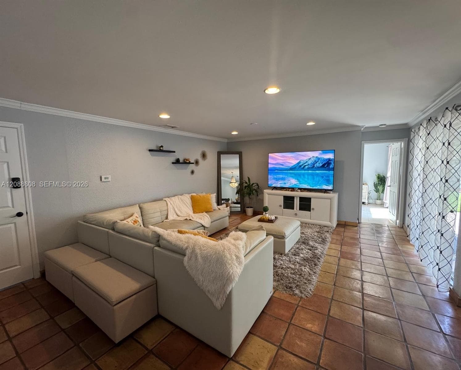 15115 SW 140th Pl photo 3