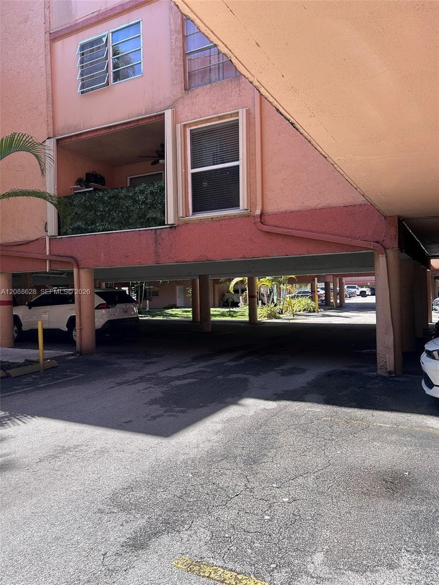PALM-WEST GARDENS CONDO · #1320 in Hialeah - Photo 2