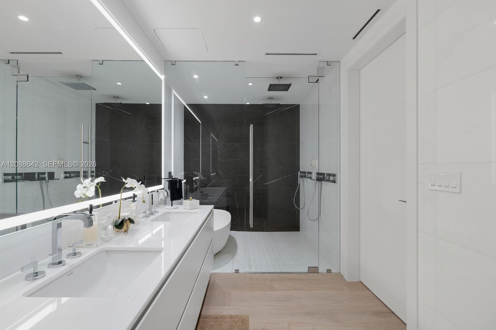 Aston Martin Residences · #4707W in Miami - Photo 14