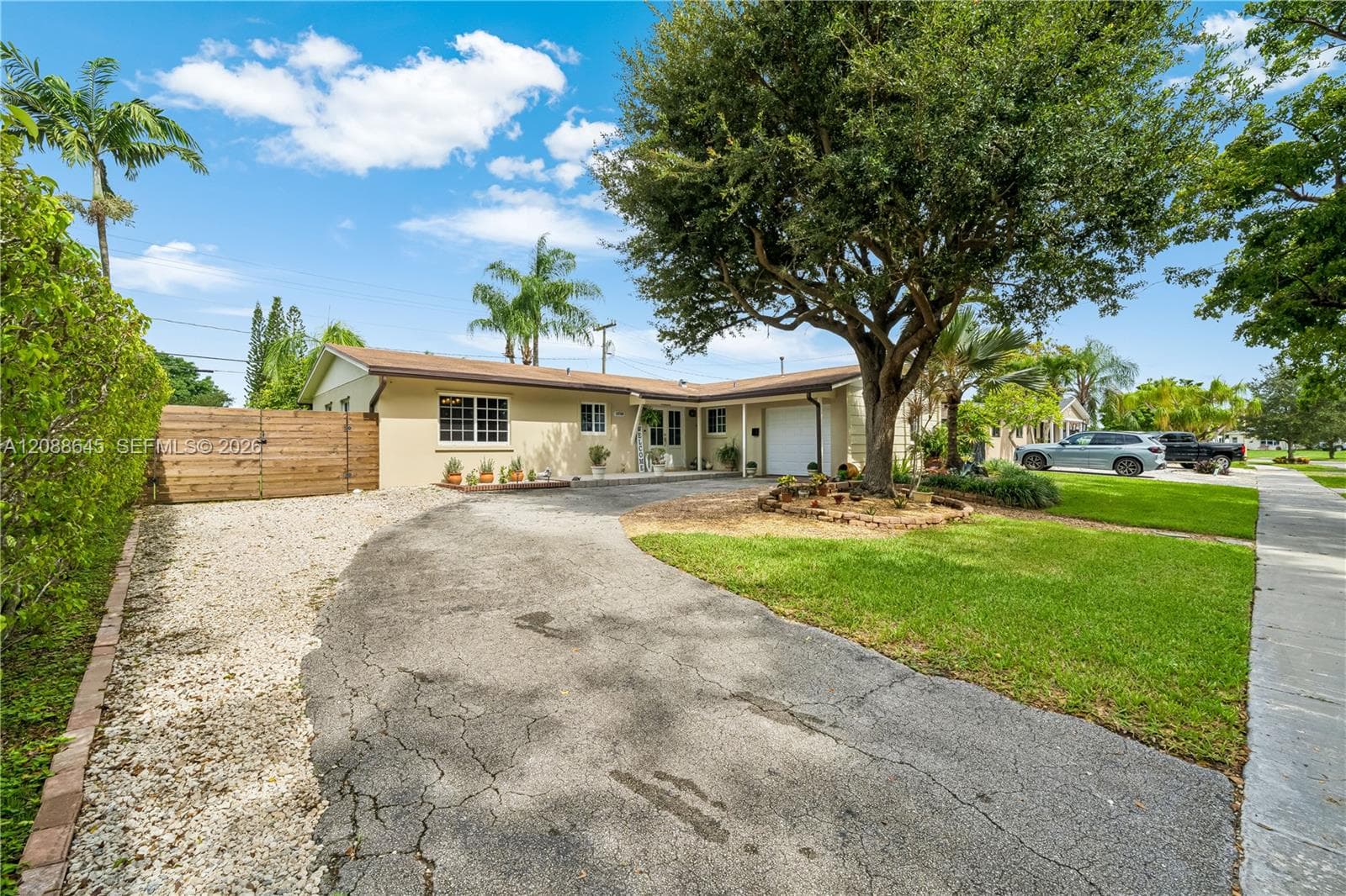 19780 SW 101st Ave photo 6