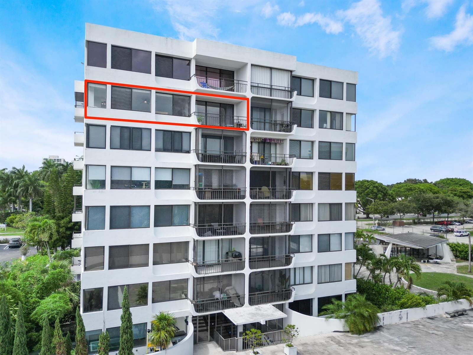 Building Front Unit