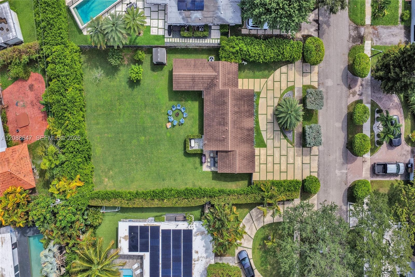 2105 Alamanda Dr #0 photo 2