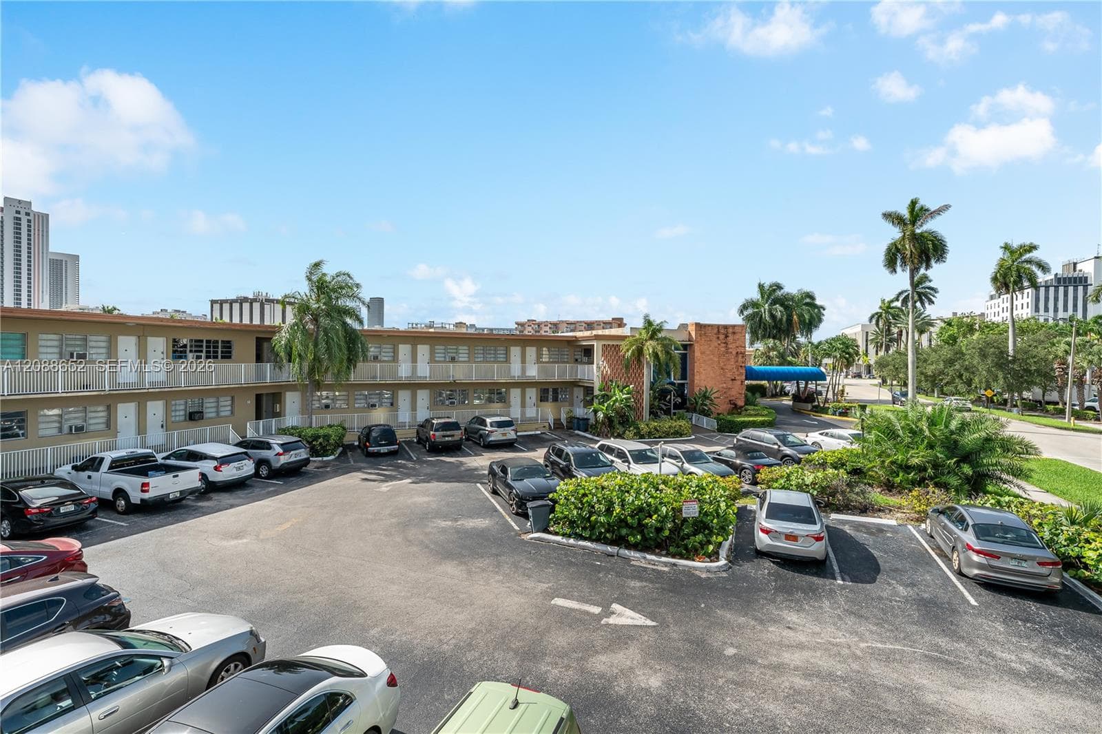 KNIGHTS INN · #2390 in Hallandale Beach - Photo 16