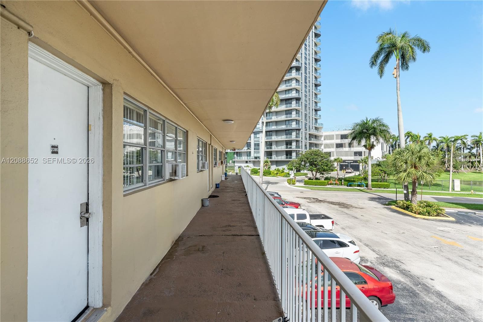 KNIGHTS INN · #2390 in Hallandale Beach - Photo 14