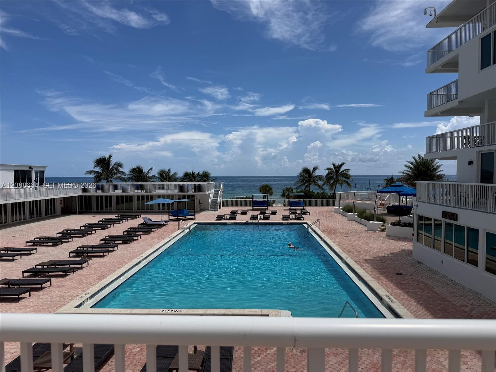 THE CARRIAGE HOUSE CONDO · #826 in Miami Beach - Photo 42