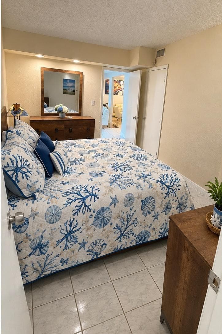 THE CARRIAGE HOUSE CONDO · #826 in Miami Beach - Photo 30