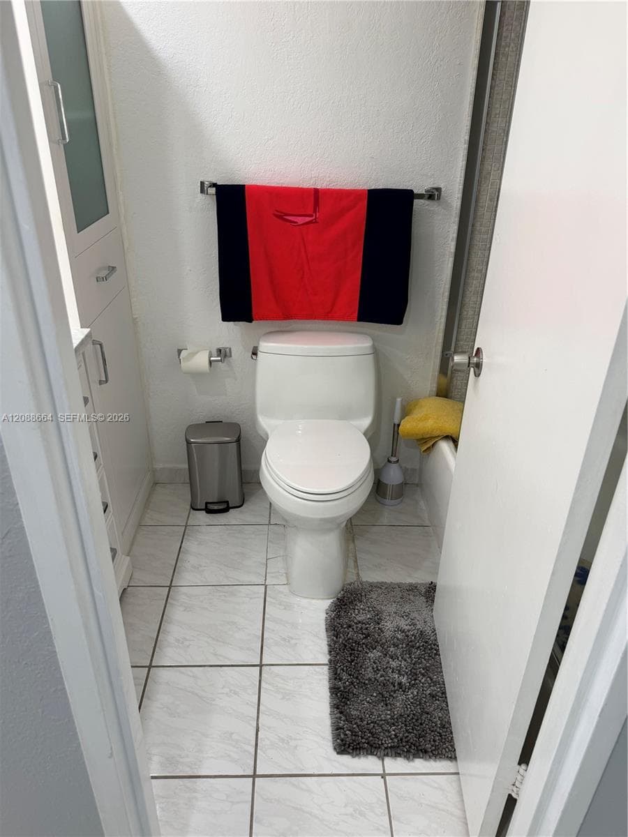 THE CARRIAGE HOUSE CONDO · #826 in Miami Beach - Photo 34