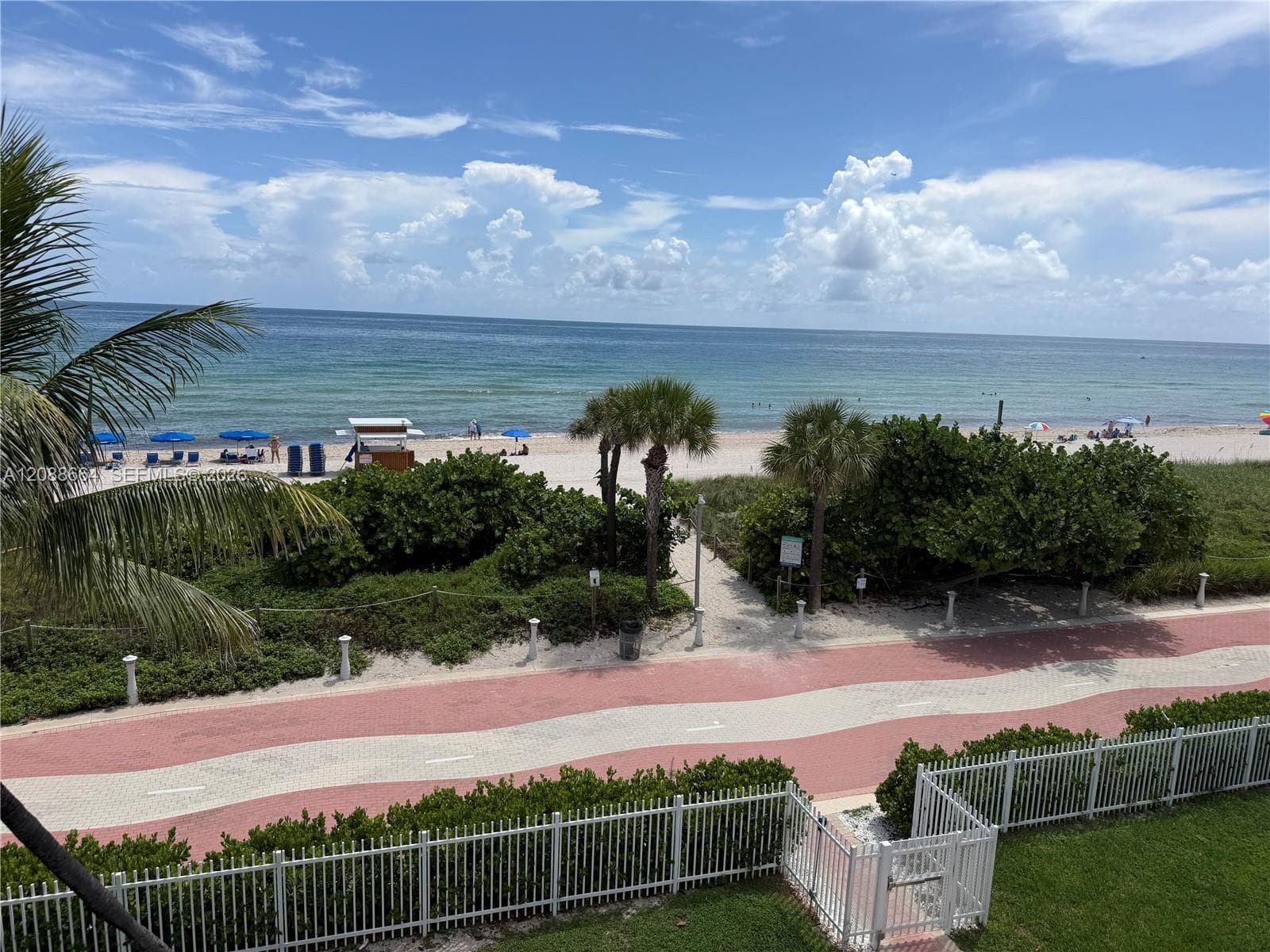 THE CARRIAGE HOUSE CONDO · #826 in Miami Beach - Photo 49
