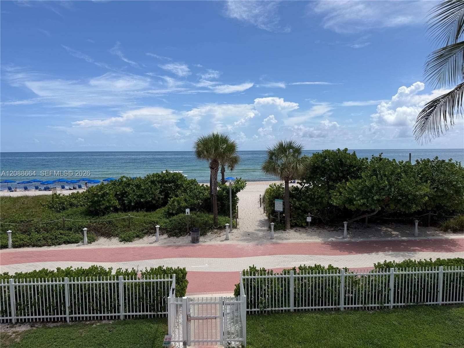 THE CARRIAGE HOUSE CONDO · #826 in Miami Beach - Photo 45