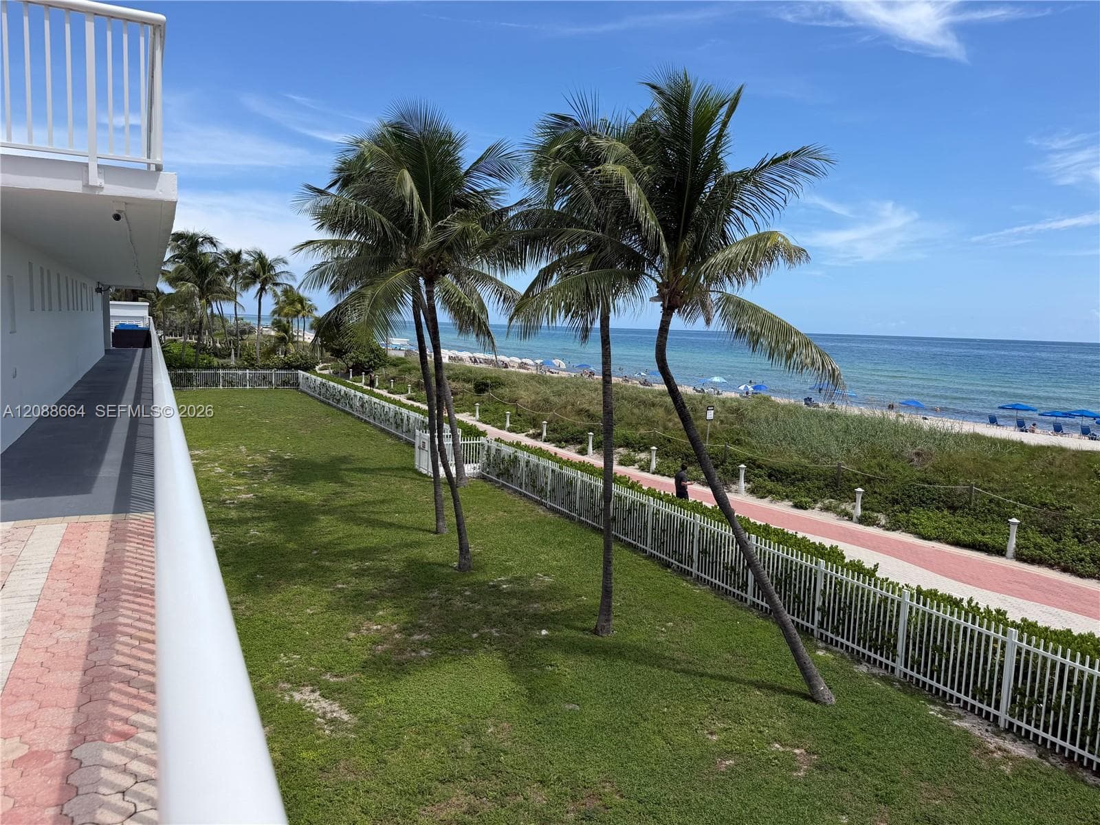 THE CARRIAGE HOUSE CONDO · #826 in Miami Beach - Photo 44