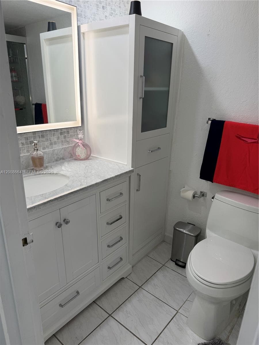 THE CARRIAGE HOUSE CONDO · #826 in Miami Beach - Photo 31