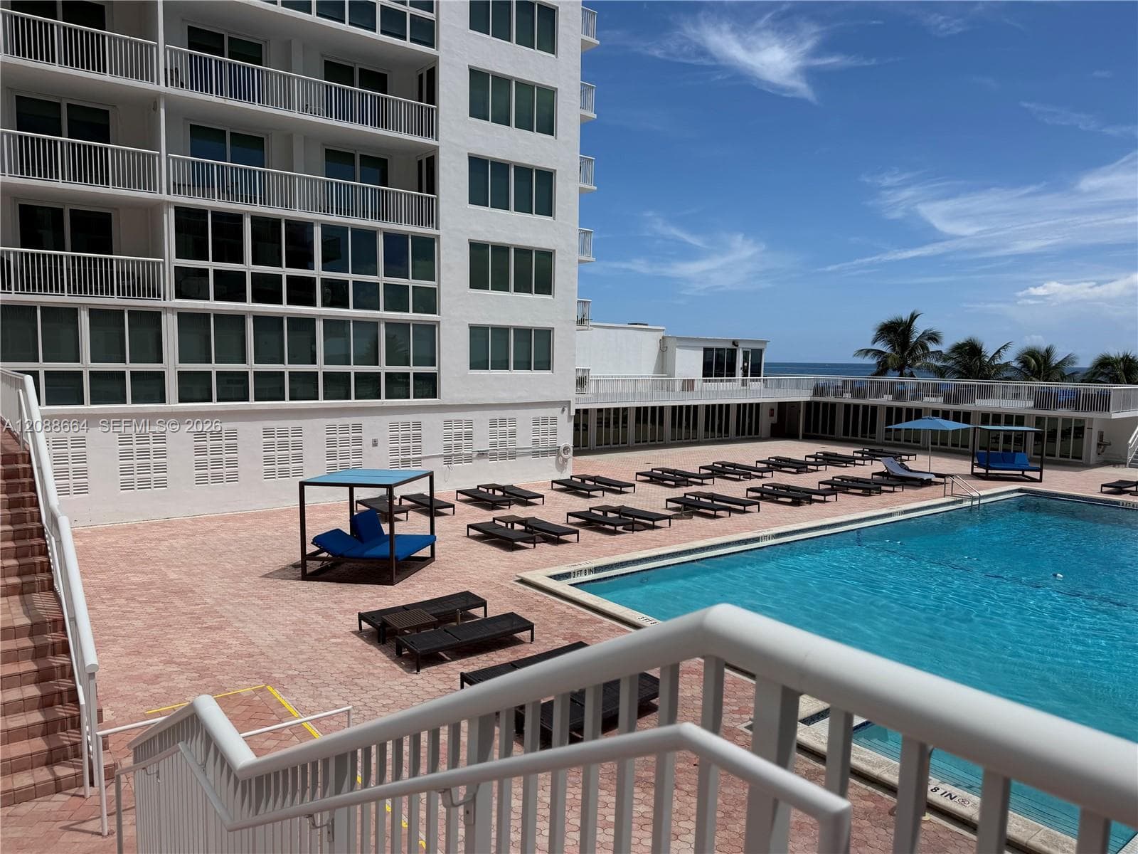 THE CARRIAGE HOUSE CONDO · #826 in Miami Beach - Photo 39