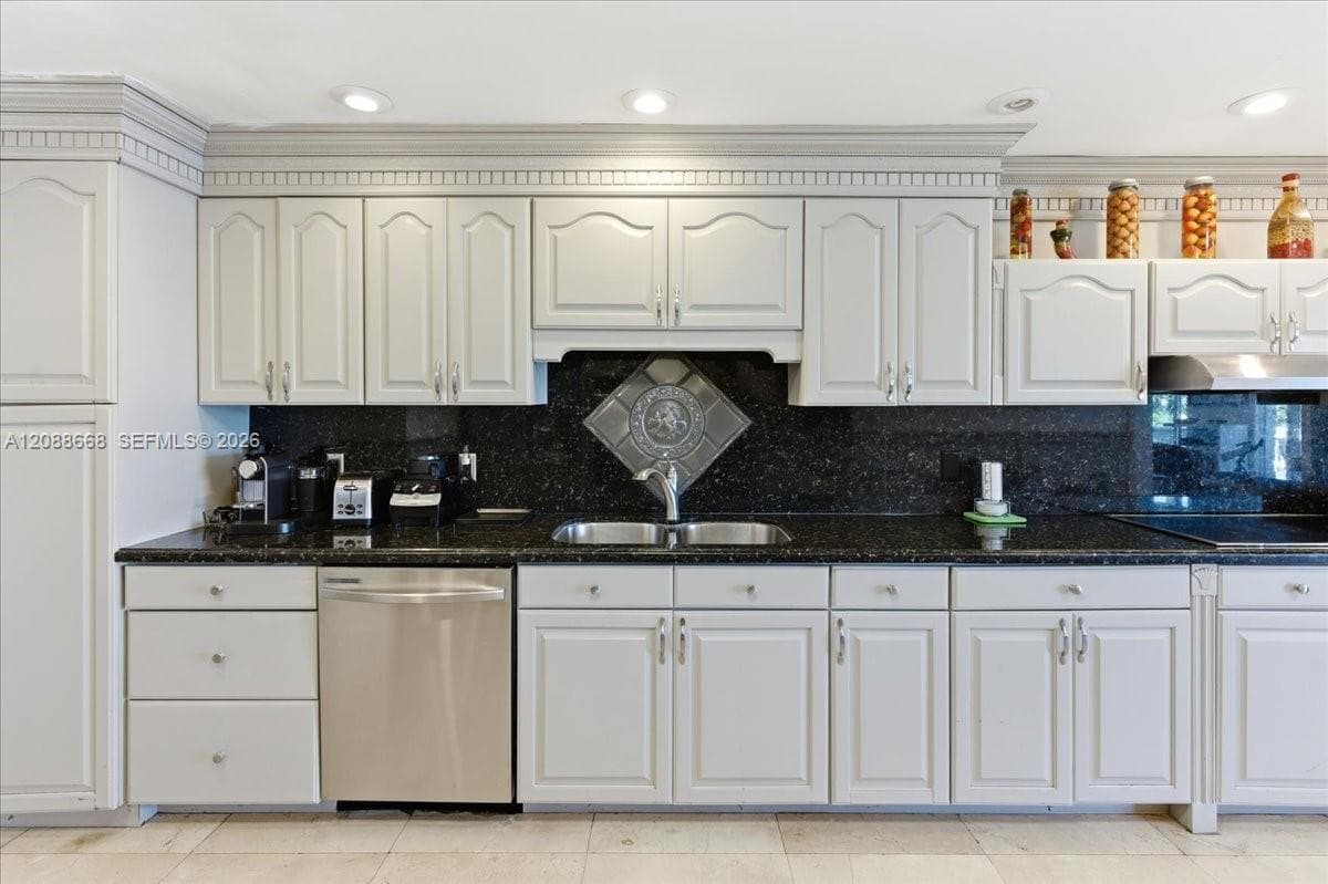 1249 Biscaya Dr #1249 photo 27