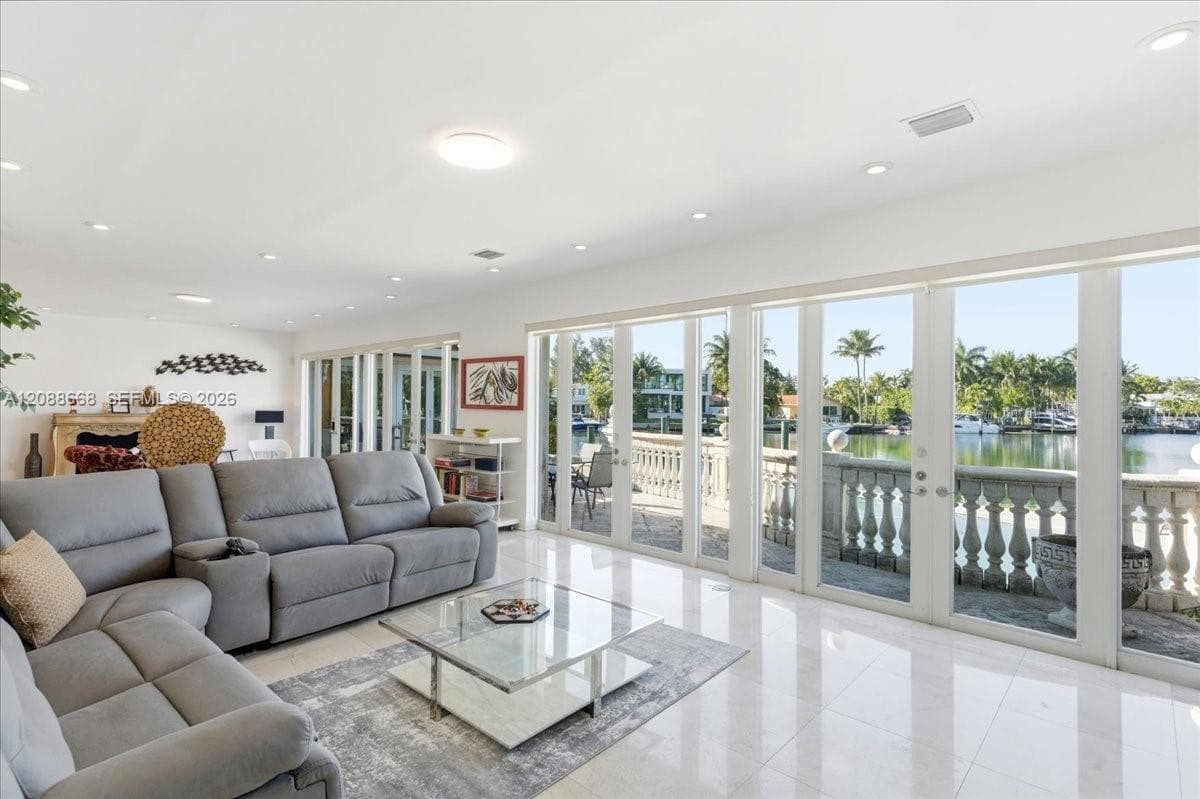 1249 Biscaya Dr #1249 photo 22