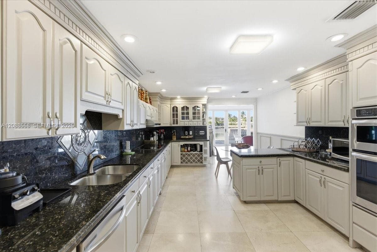 1249 Biscaya Dr #1249 photo 24