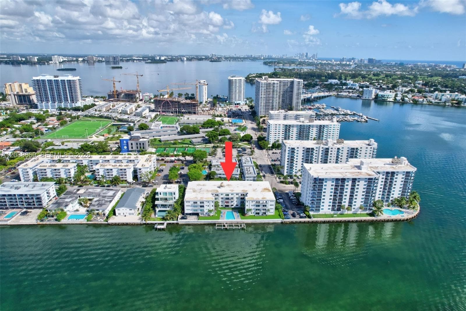 TREASURE BAY CLUB · #4M in North Bay Village - Photo 2
