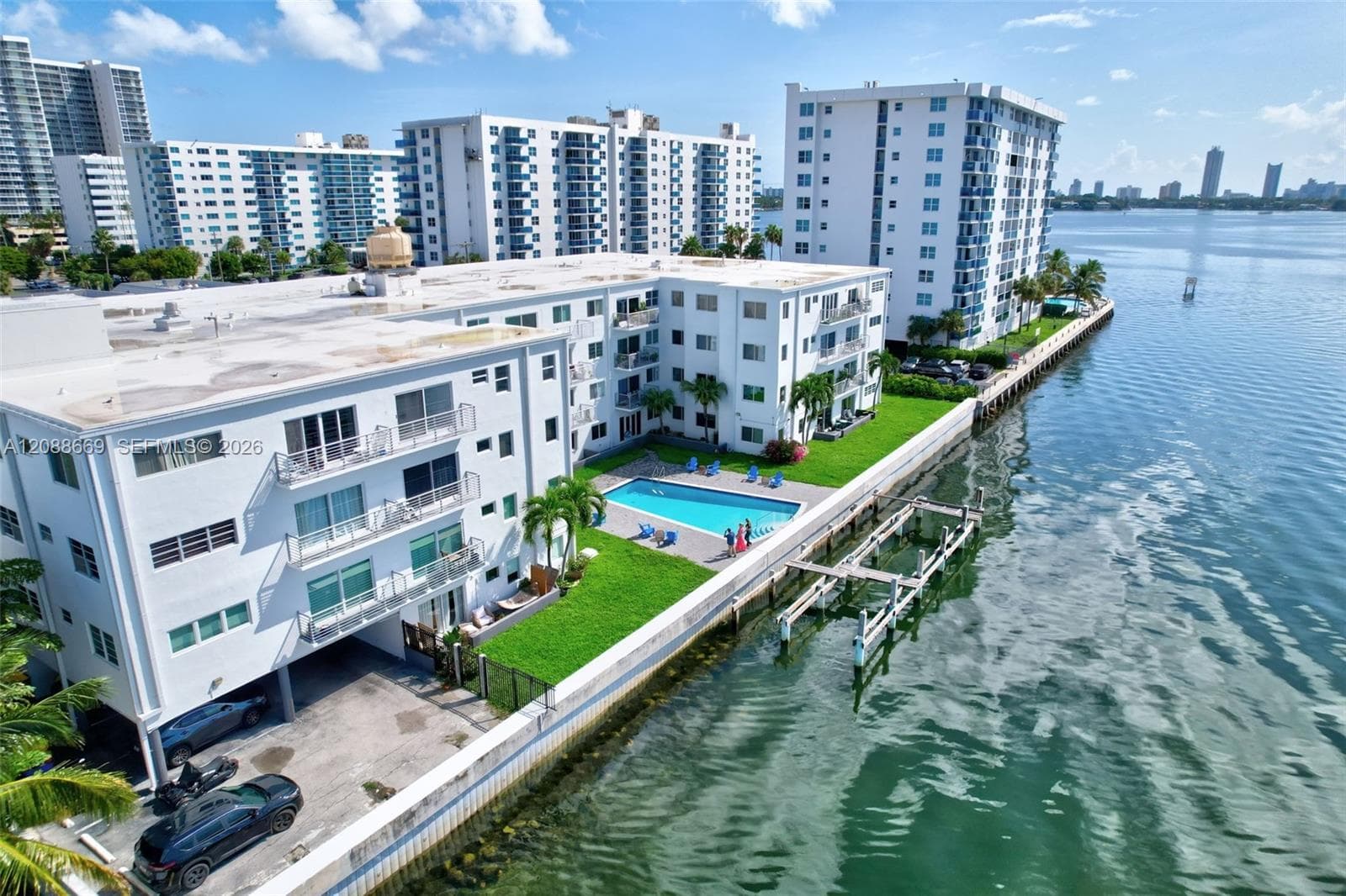 TREASURE BAY CLUB · #4M in North Bay Village - Photo 46