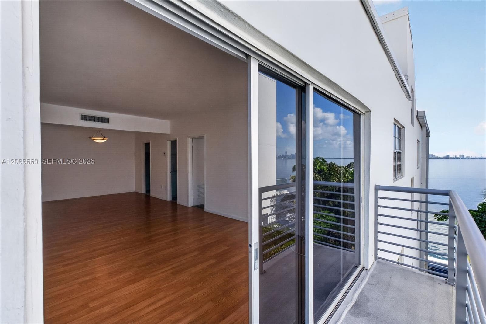 TREASURE BAY CLUB · #4M in North Bay Village - Photo 12