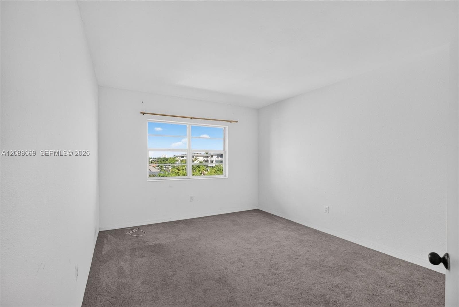 TREASURE BAY CLUB · #4M in North Bay Village - Photo 24