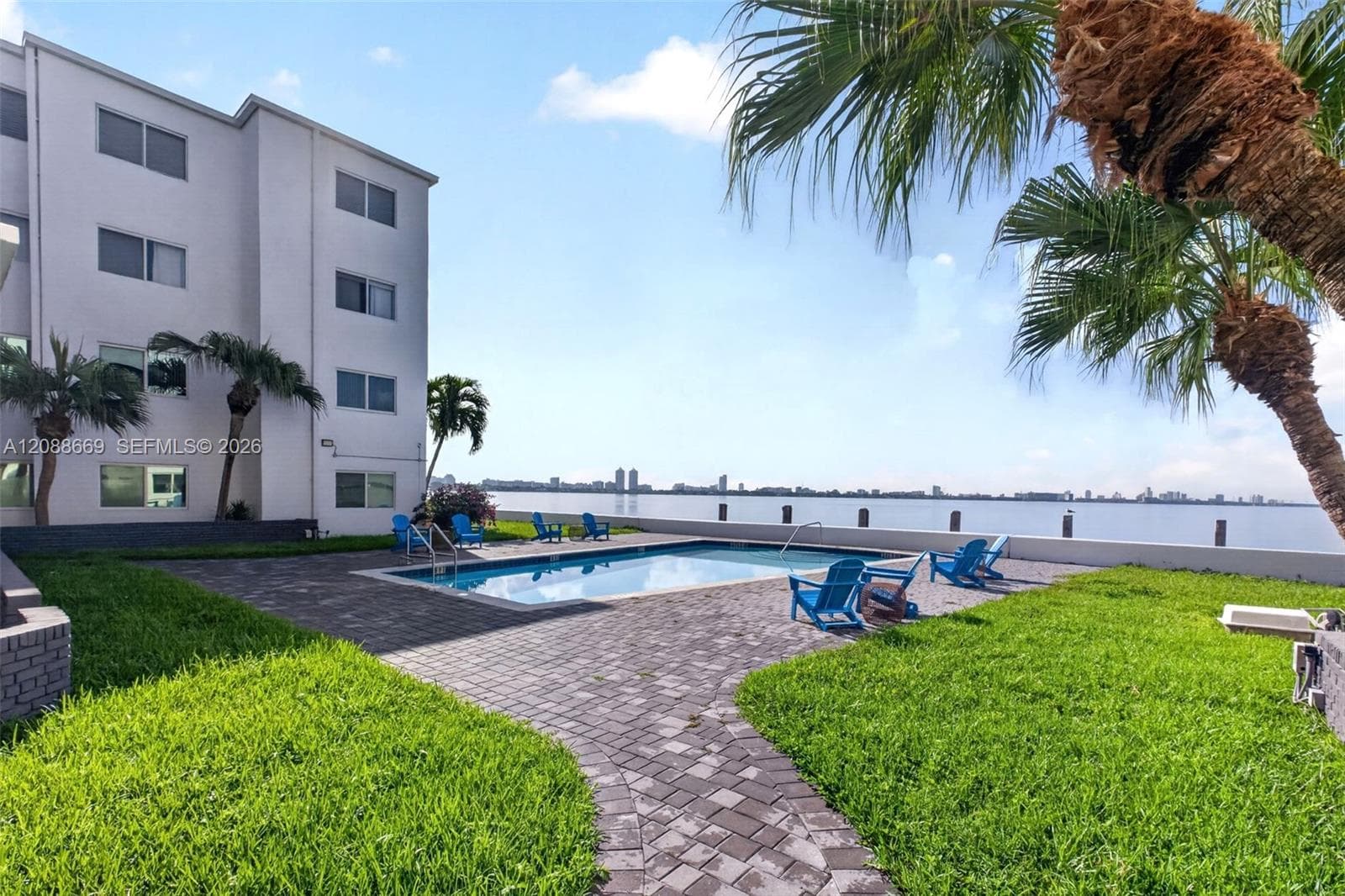 TREASURE BAY CLUB · #4M in North Bay Village - Photo 55
