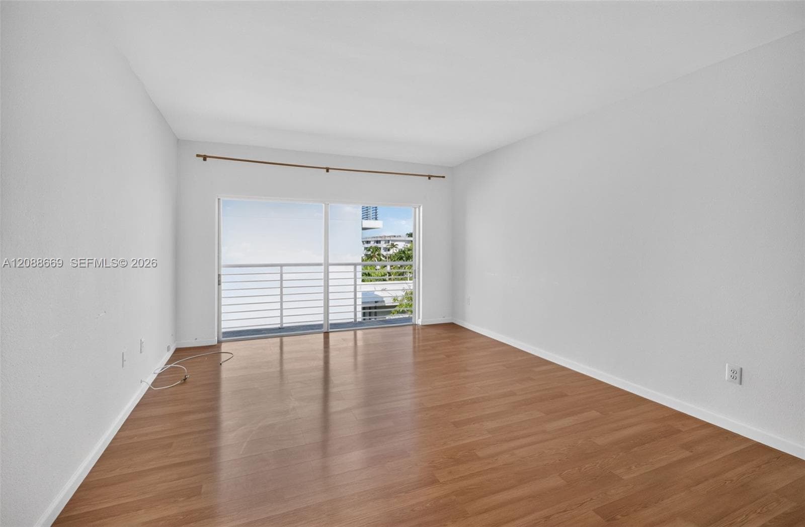 TREASURE BAY CLUB · #4M in North Bay Village - Photo 11